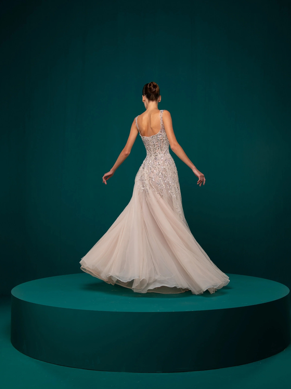 Elegant Square Neck Evening Dr - огляд і ціна Women Formal Wear Dubai