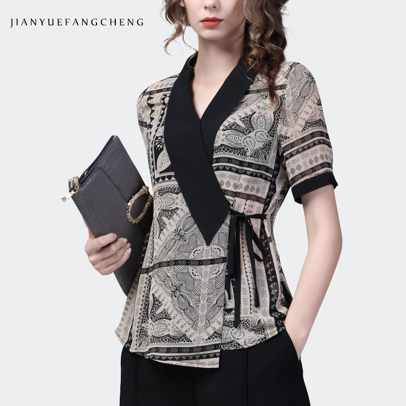 Luxury Black & White Geometric - огляд і ціна Women Formal Wear Stitching