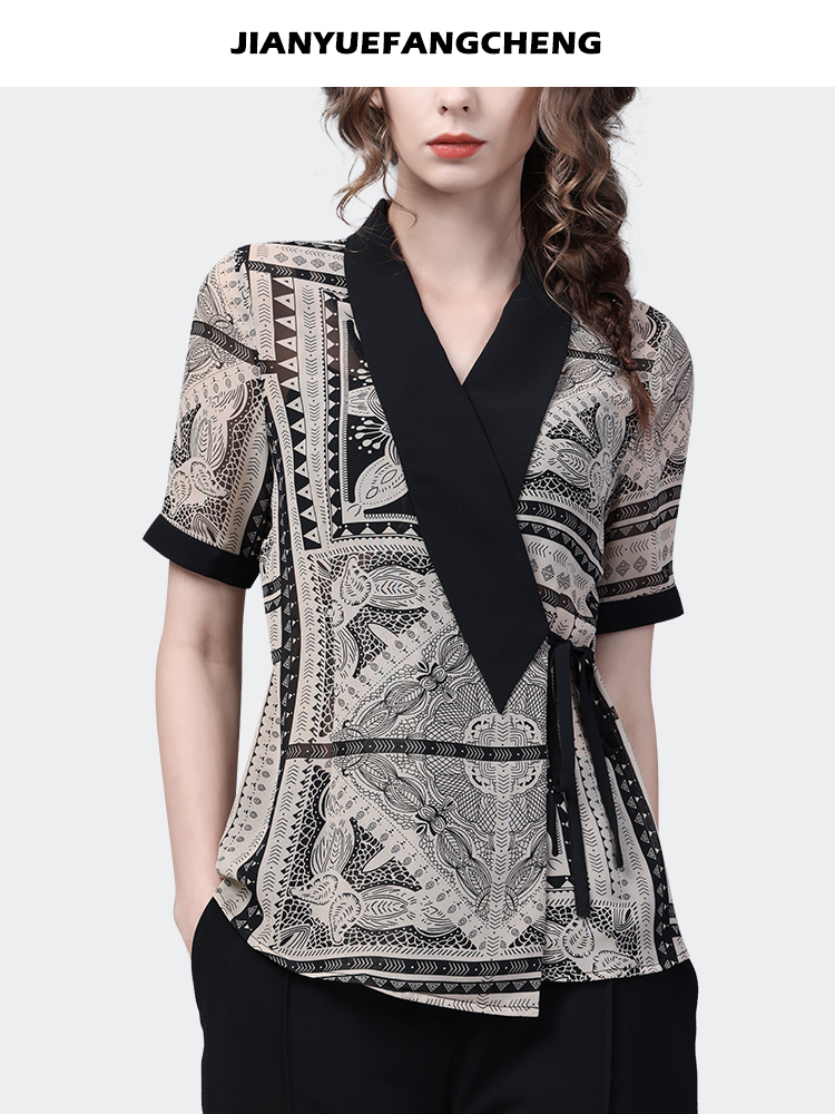 Luxury Black & White Geometric - огляд і ціна Women Formal Wear Stitching